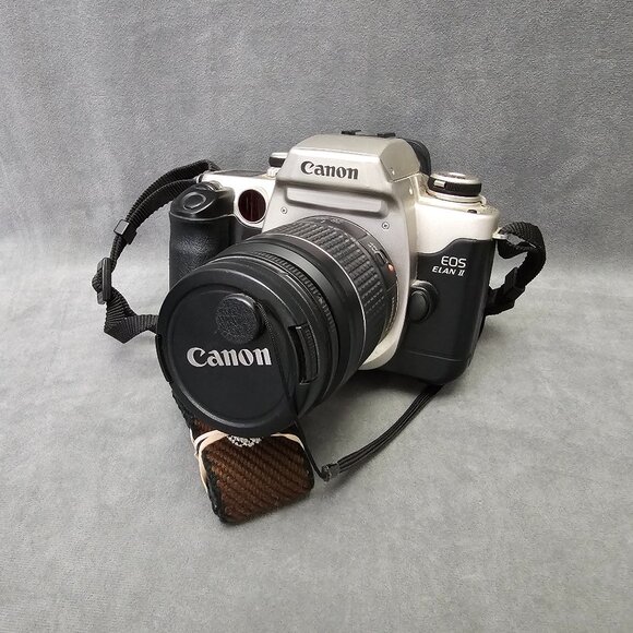 Canon EOS ELAN II 35mm Film Camera with Canon 28mm-80mm zoom lens B1-28 - Picture 1 of 6